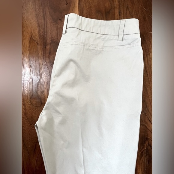 Willi Smith Khaki Cotton Crop Pants. Size 6 - Picture 4 of 5